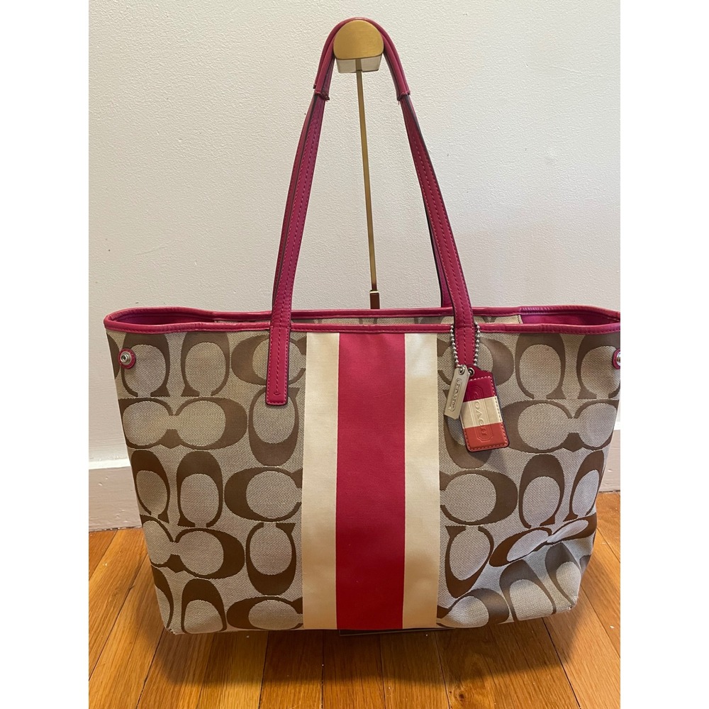 Coach Hamptons Weekend Signature Stripe Tote Purse Berry Style 10054 - Picture 2 of 13
